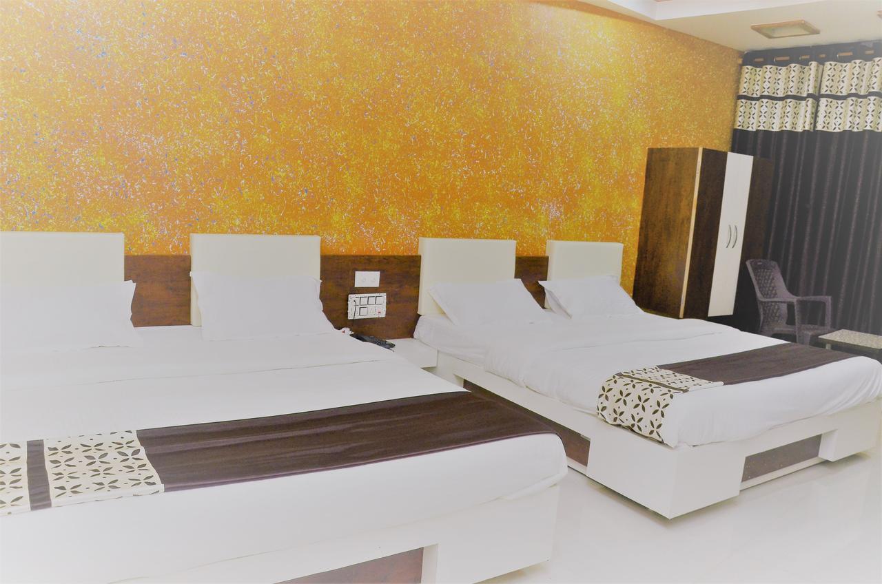 Hotel Bansidhar โสมนัส ภายนอก รูปภาพ